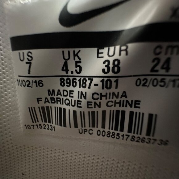 Nike Womens Size 7 Dunk High Ease Sneakers Hook & Loop Closure Athletic Shoes - Picture 7 of 7